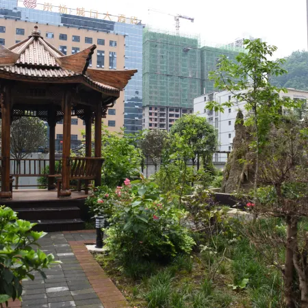 Qinxinyuan Hostel