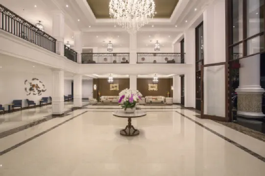 峇里島沙努爾大皇宮酒店 鄰近沙努爾的酒店