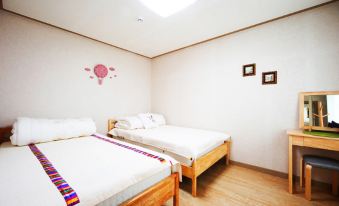 Haeng Gung Chae Guesthouses Suwon