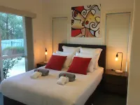 Lyreen's Apartment Hotel a Auburn