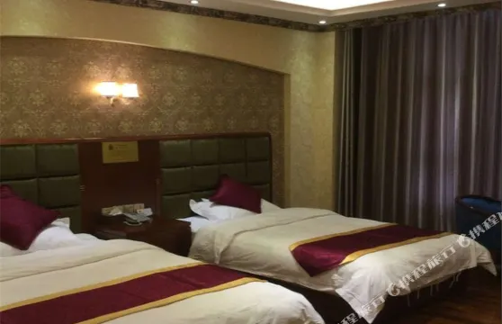 甘孜白宮大酒店