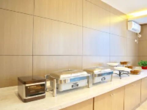 eaka365 Hotels in Lingshou