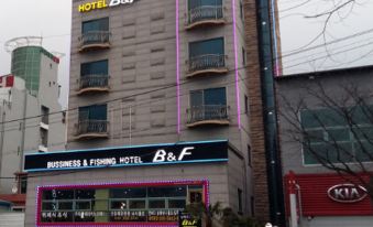 B&F Hotel