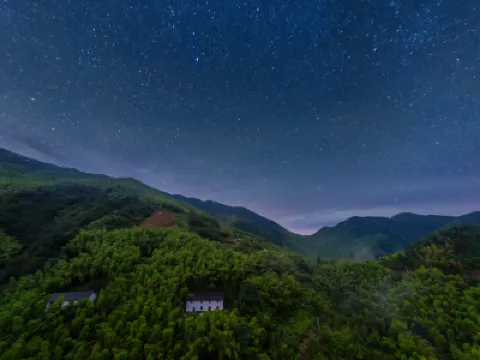 Hangzhou Lin'an Chuyu Yinping Homestay Hotels near Longmen Mijing Scenic Spot