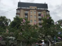 Yuelianggong  Business Hotel - 2 Sao