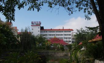 Ruili Lihua Hotel