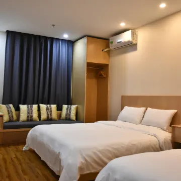 Qinglian Furun Hotel (Beijing Caishikou) Отели рядом с достопримечательностью «Станция метро Xidan»