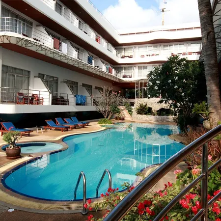 Samui First House Hotel