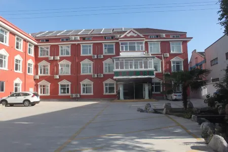 GreenTree (Jingjiang Xieqiao Xinhua Road) Отели рядом с достопримечательностью «Huaide College of Changzhou University (Jingjiang Campus)»