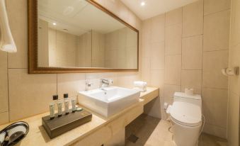 Reborn Suwon Silkroad Hotel