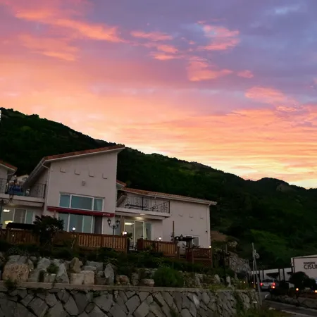 Namhae Molino Pension
