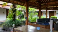 Villa Aquin Hotels in Colomadu