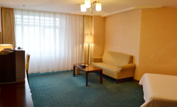 Jingshi Hotel (The Center for International Academic Exchange of Beijing Normal University)