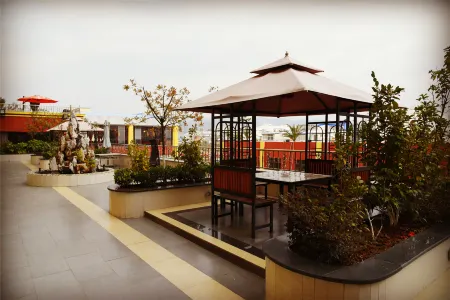 Pangye Hotel Отели рядом с достопримечательностью «Gymnasium»