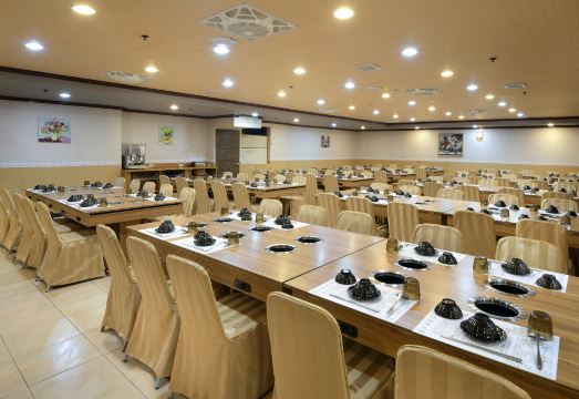 진사 레이크사이드 뷰 리조트