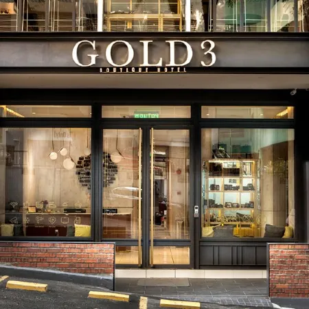 Gold3 Boutique Hotel Отели рядом с достопримечательностью «Торговый центр Fahrenheit 88»