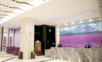 Lavande Hotel (Shenzhen Longgang Dayun Center Jixiang Metro Station)