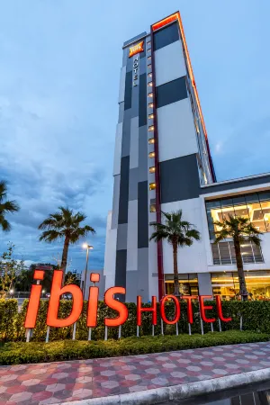 Ibis Bangkok Impact Отели рядом с достопримечательностью «CP All Academy»