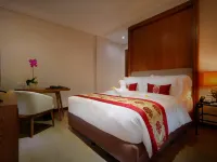 Royal Tulip SpringHill Resort Jimbaran Hotels near Rock bar