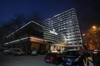 Zhengzhou Dukang Hotel (Jinyi City Wuyi Park Subway Station Branch)