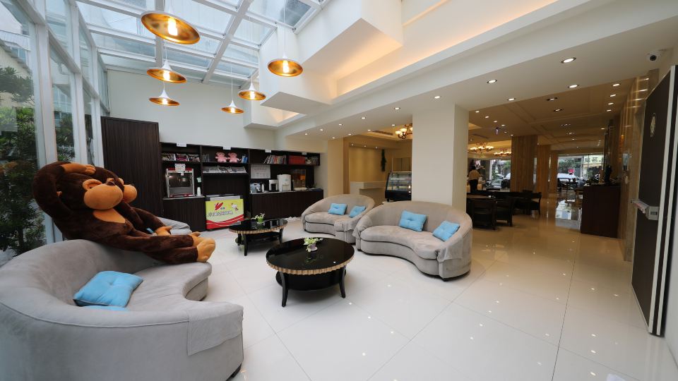 M Hotel