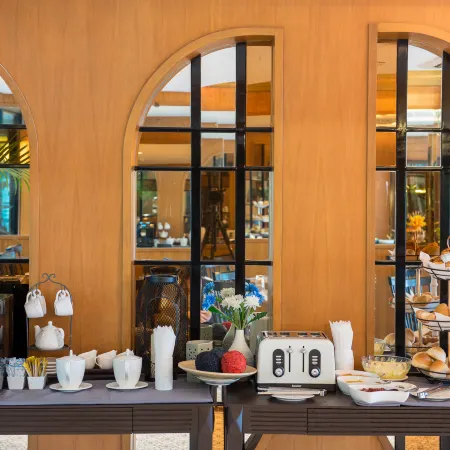 Bay Beach Resort Отели рядом с достопримечательностью «Парк Юрского Периода»