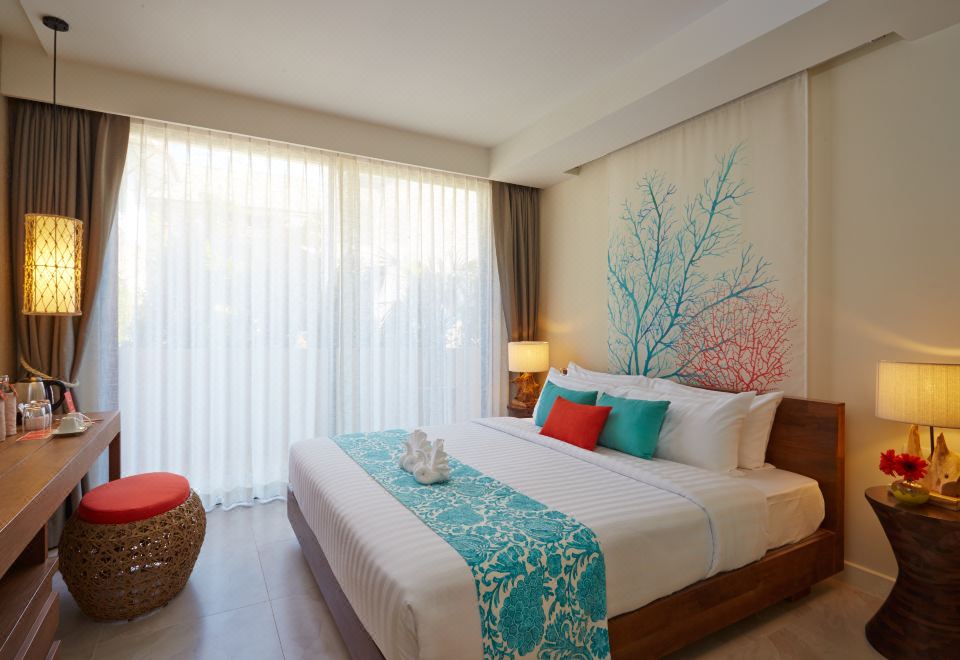 2. 반다라 푸켓 비..