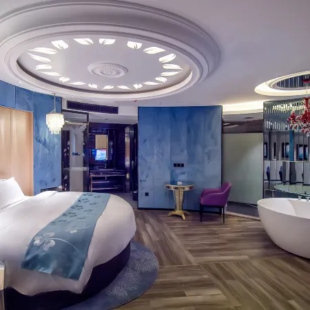 ROYGEM Hotel (Jianshe Middle Road, Miluo)