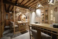 Wazhu Guozijian Boutique Guesthouse Hotels in Binchuan