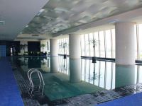 上海绿地万豪酒店 - 室内游泳池