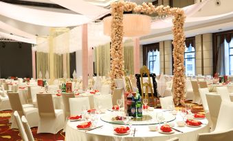 CTITD Savile Century Hotel - Housity