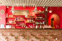 Dalian Tiantian International Hostel (Xian Road Xianggong Street Subway Station) - Quầy bar