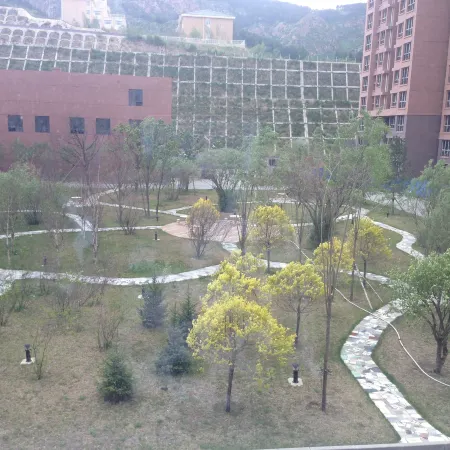 Weichang Qianyue Holiday Hotel (Government Branch)