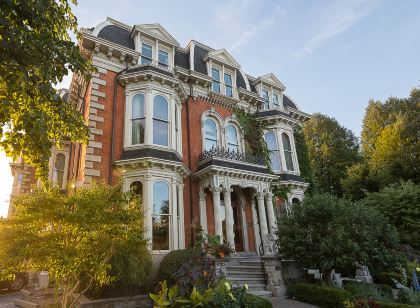 The Mansion on Delaware Avenue