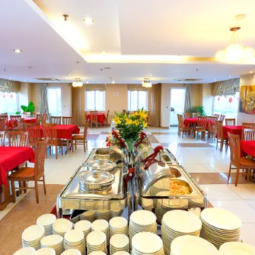 Hoang Sa Hotel Отели рядом с Аэропорт Дананг