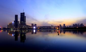 Hefei Small Swan Apartment Hotel