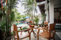 Baan Pinya Chic Three Bedroom Pool Villa Hotels in 