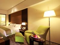南通绿洲国际假日酒店 - 高级大床房