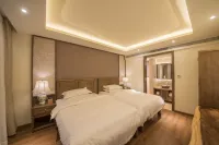Jiumu Inn