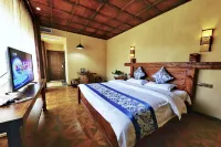 Jiaju Sanjiemei Hostel