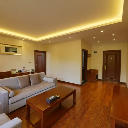 Zhuhai Renjia Hotel
