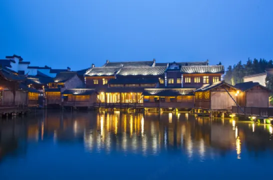 Water Fair Inn فنادق في 