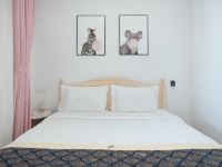 斯维登度假公寓(北海银滩国际码头森海豪庭店) - ins风格主题两室套房