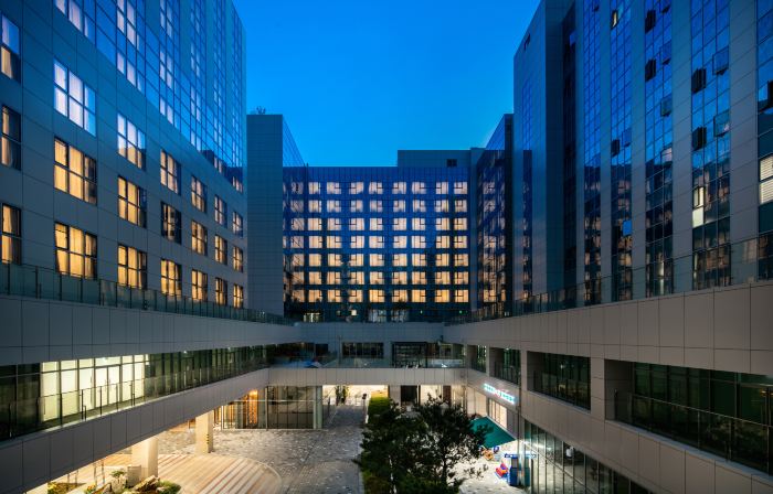 GOLDEN TULIP Incheon Airport Hotel & Suites