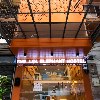 The Lol Elephant Hostel Отели рядом с достопримечательностью «Галерея Королевы»