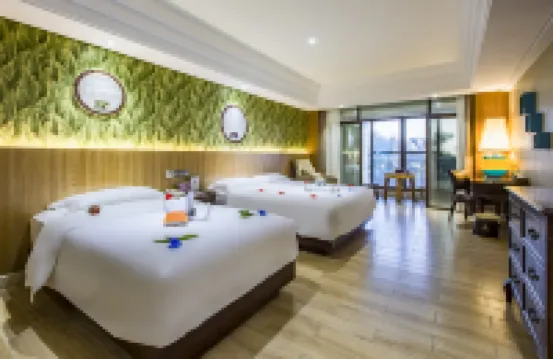 Real Madrid Holiday Island Style Hotel (Haikou Qilou Old Street) Hotels in Haikou