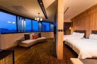 Hotel Château Anping Hotels near Rong Shu Jiao Chen Shi Zong Ci