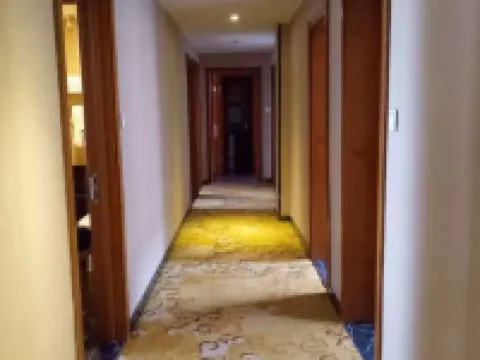 Huaxijingpinbinguan Hotels in Suihua