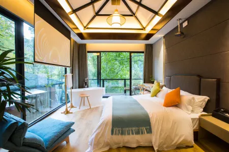 Bo Yin Liu Xiu Light Luxury Hotel