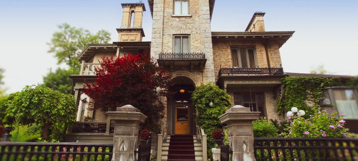 Rosemount Inn Hotels in Kingston